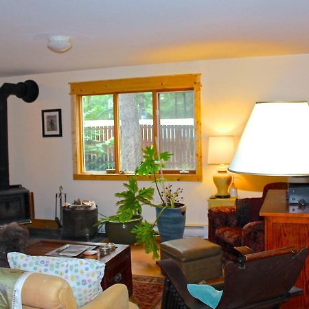 The Perch On Gabriola B&B 외부 사진