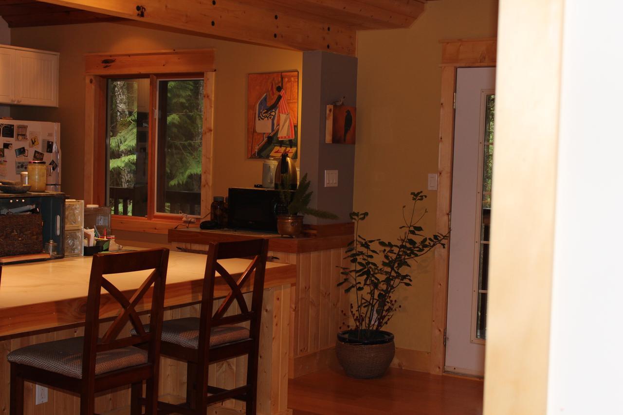The Perch On Gabriola B&B 외부 사진